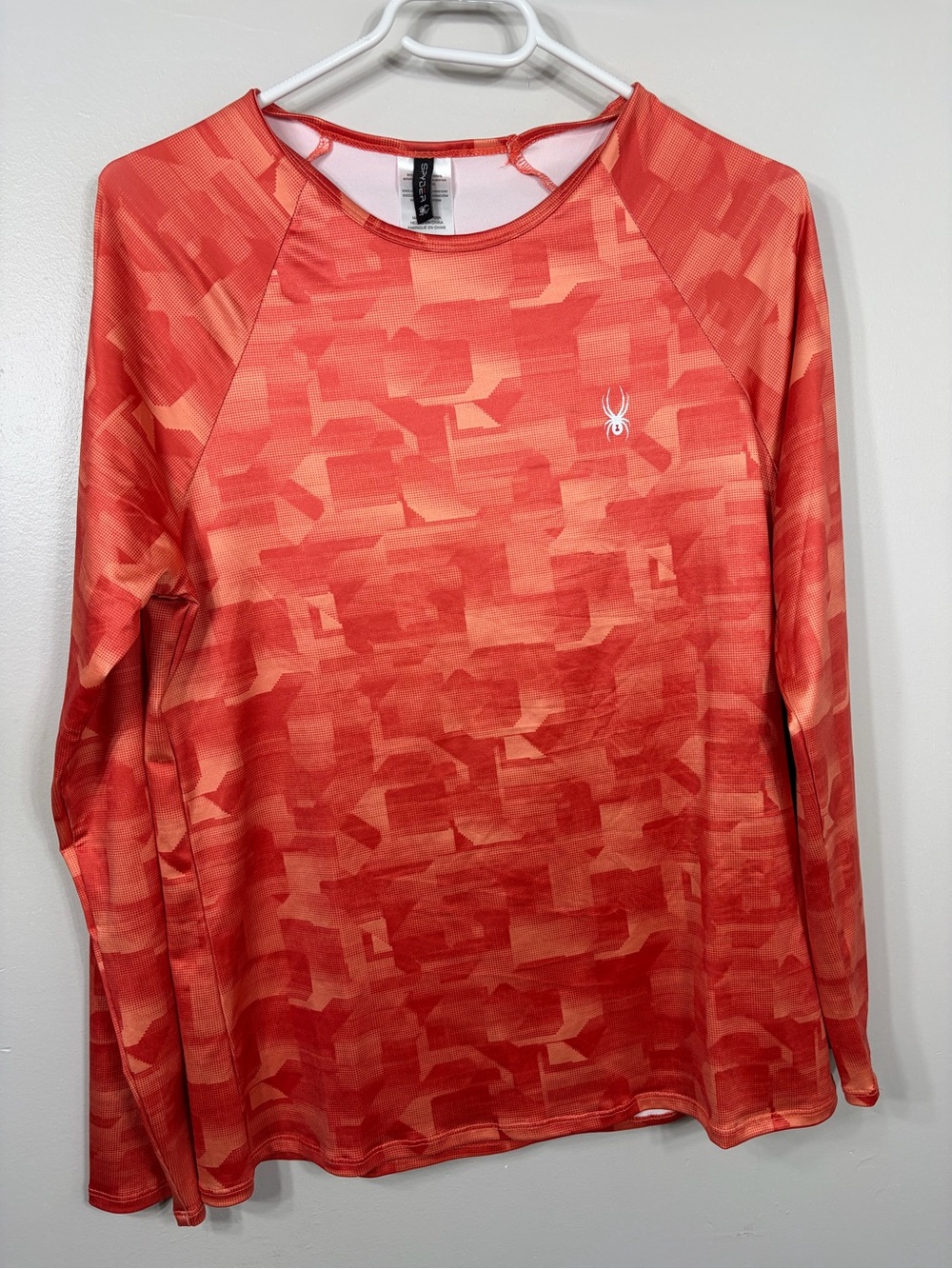 Spyder Swim UPF 30+ Orange Camo Long Sleeve Rash Guard Sun Shirt Size M NWT‎